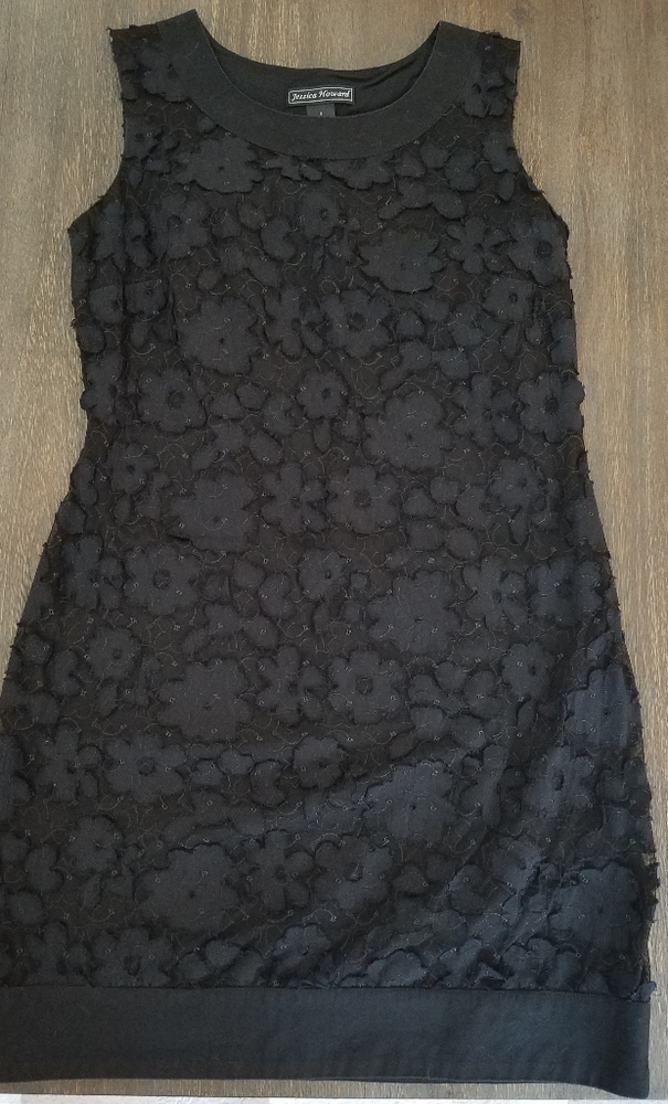 Black flower applique gorgeous dress